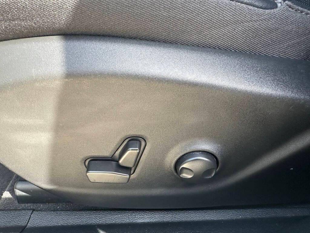 used 2022 Jeep Cherokee car