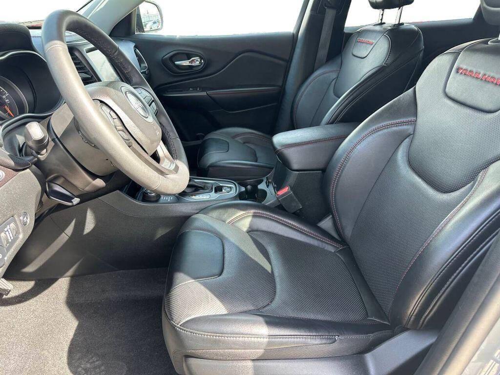 used 2022 Jeep Cherokee car