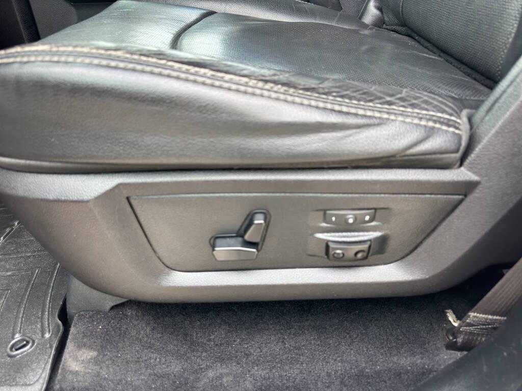 used 2015 Ram 1500 car, priced at $22,988