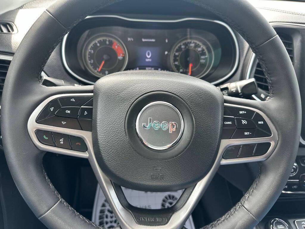used 2022 Jeep Cherokee car