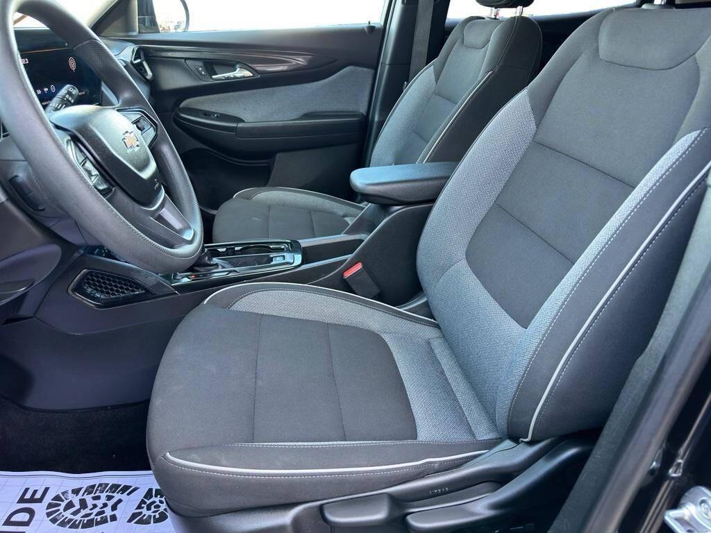 used 2025 Chevrolet TrailBlazer car, priced at $24,988
