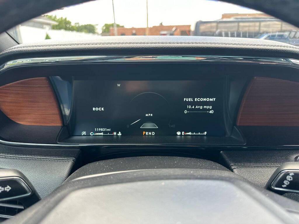 used 2019 Lincoln Navigator L car, priced at $29,988