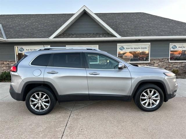 used 2018 Jeep Cherokee car, priced at $15,988