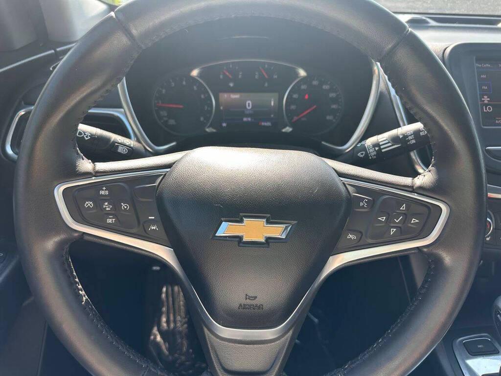 used 2022 Chevrolet Equinox car, priced at $26,988