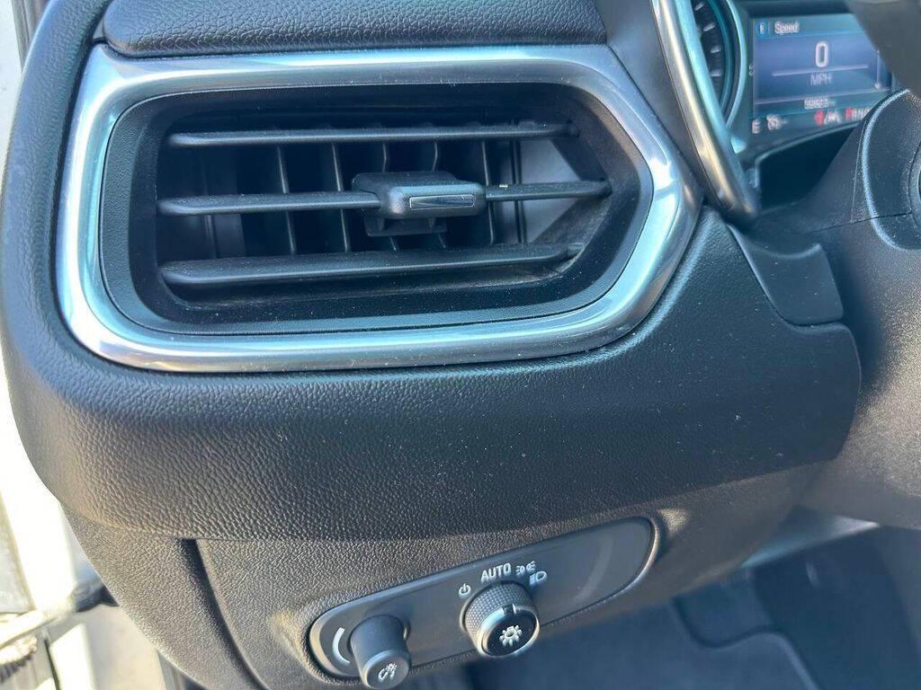 used 2023 Chevrolet Equinox car, priced at $22,988