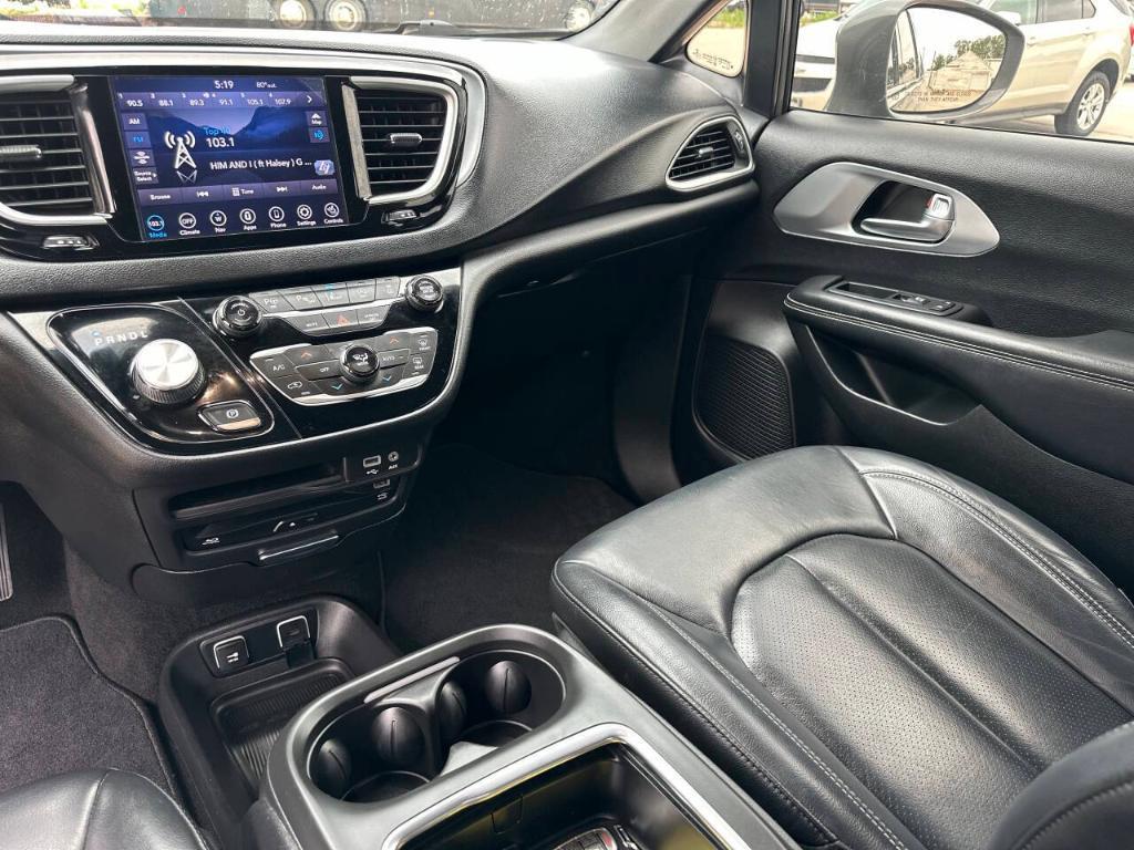 used 2020 Chrysler Pacifica car, priced at $20,988