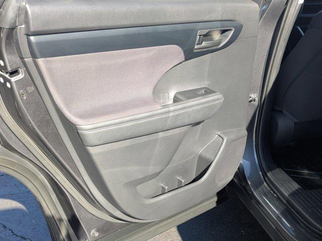 used 2021 Toyota Highlander car, priced at $21,397