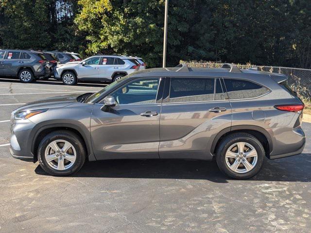 used 2021 Toyota Highlander car, priced at $21,397