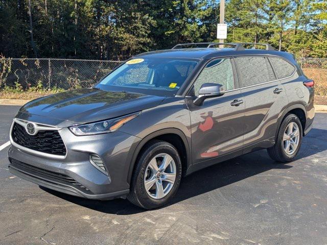 used 2021 Toyota Highlander car, priced at $21,397
