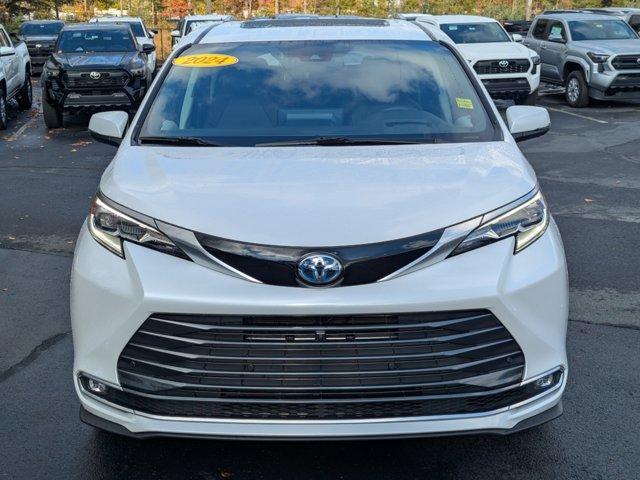 used 2024 Toyota Sienna car, priced at $58,567