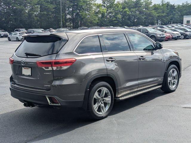 used 2018 Toyota Highlander Hybrid car, priced at $25,497