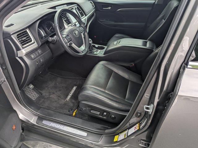 used 2018 Toyota Highlander Hybrid car, priced at $25,497