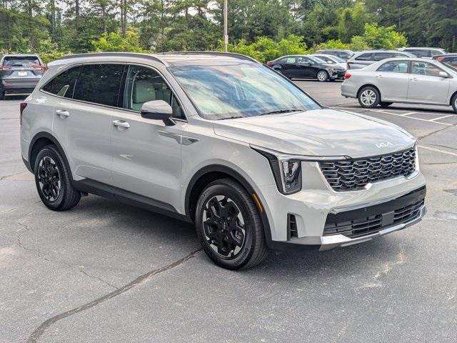 used 2025 Kia Sorento car, priced at $33,777