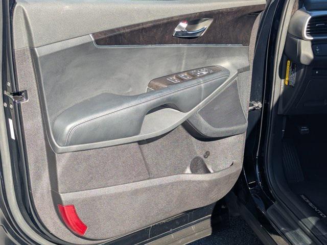 used 2018 Kia Sorento car, priced at $13,427