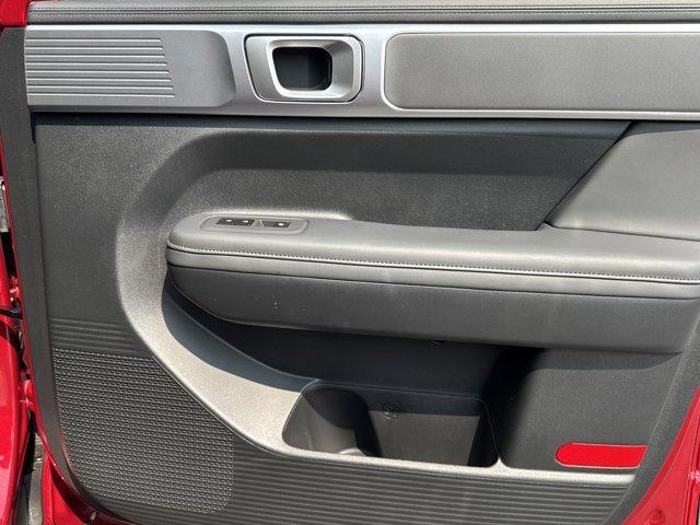 used 2025 Hyundai Santa Fe car, priced at $35,777