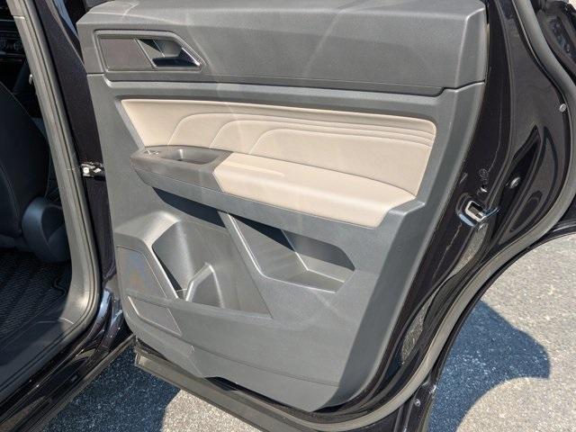 used 2023 Volkswagen Atlas Cross Sport car, priced at $25,477