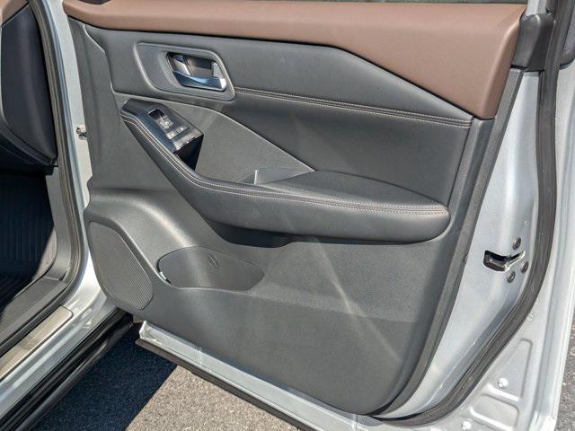used 2023 Nissan Rogue car, priced at $24,977