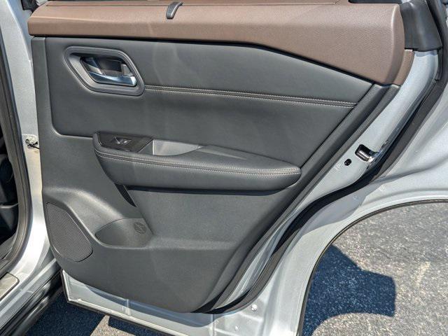 used 2023 Nissan Rogue car, priced at $24,977