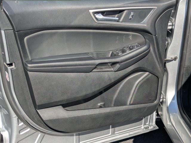 used 2024 Ford Edge car, priced at $24,977