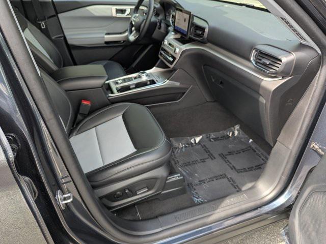 used 2024 Ford Explorer car, priced at $35,977