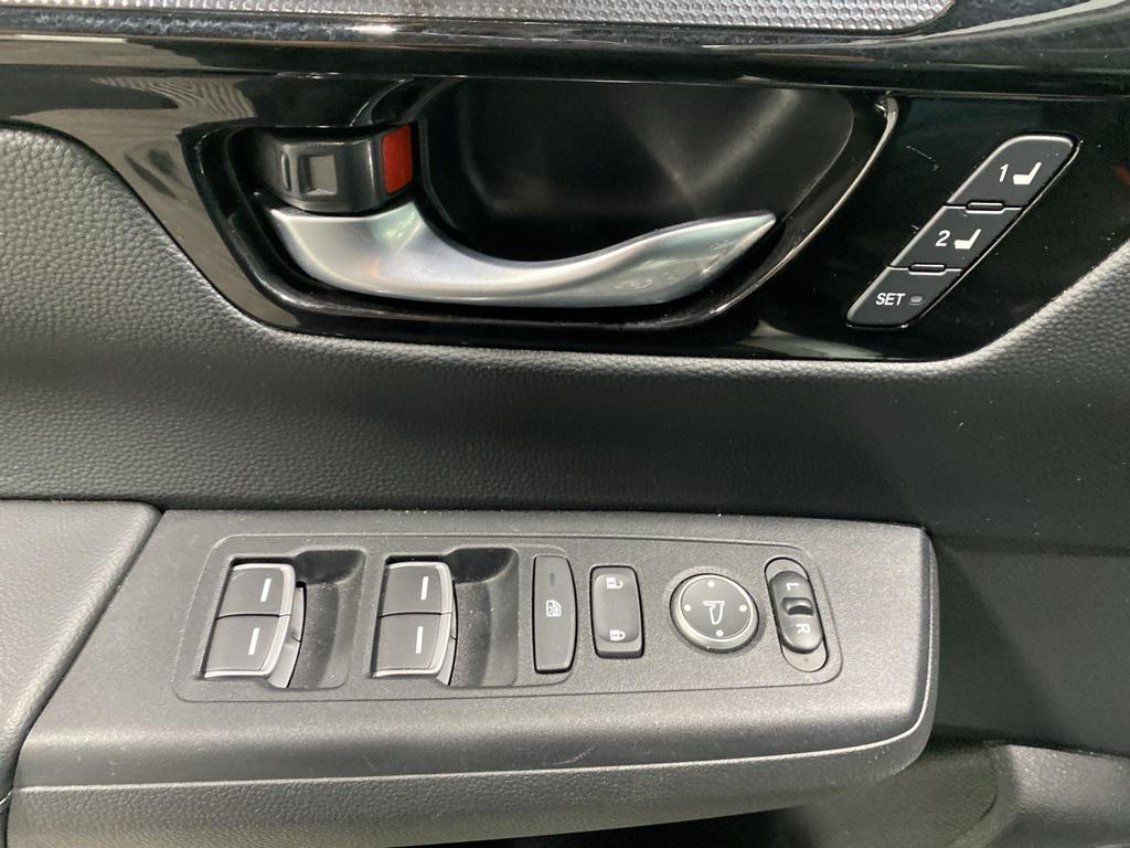 used 2023 Honda CR-V car, priced at $33,887