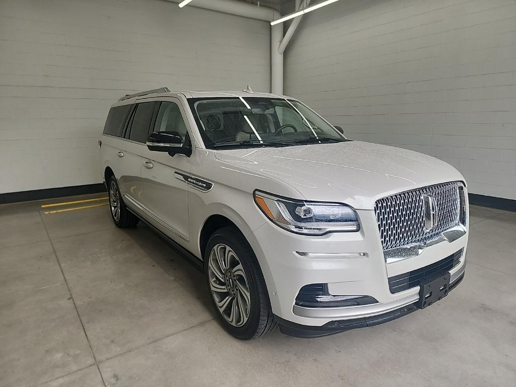 used 2024 Lincoln Navigator L car, priced at $81,995