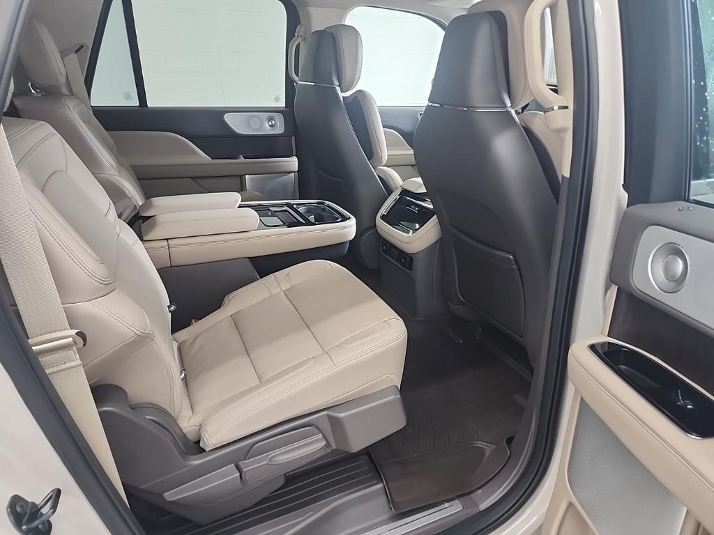 used 2024 Lincoln Navigator L car, priced at $81,995