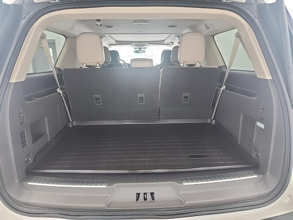 used 2024 Lincoln Navigator L car, priced at $81,995