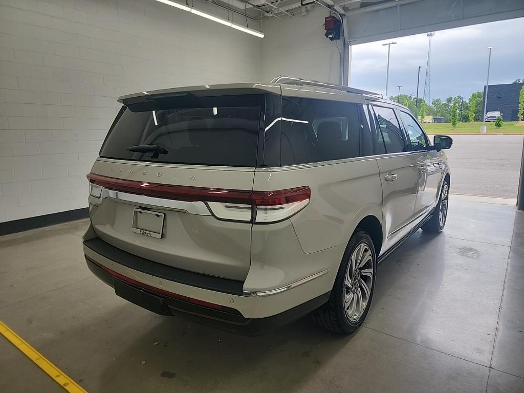 used 2024 Lincoln Navigator L car, priced at $81,995