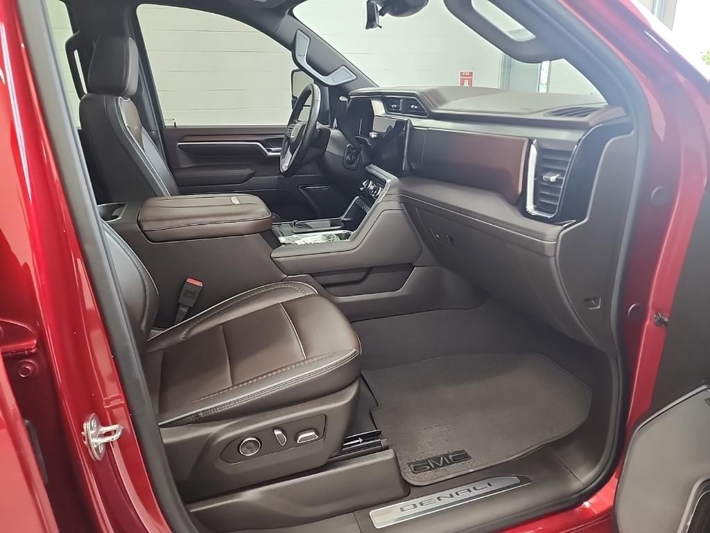 used 2024 GMC Sierra 2500 car, priced at $75,995