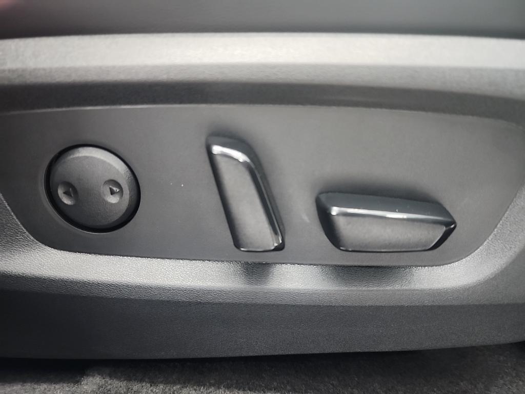 new 2025 INFINITI QX60 car, priced at $56,174