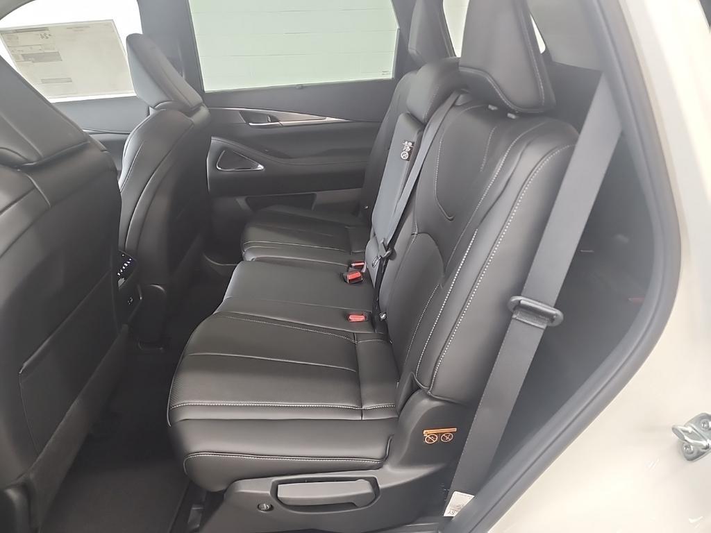 new 2025 INFINITI QX60 car, priced at $56,174