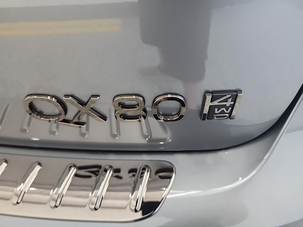 new 2026 INFINITI QX80 car, priced at $114,115