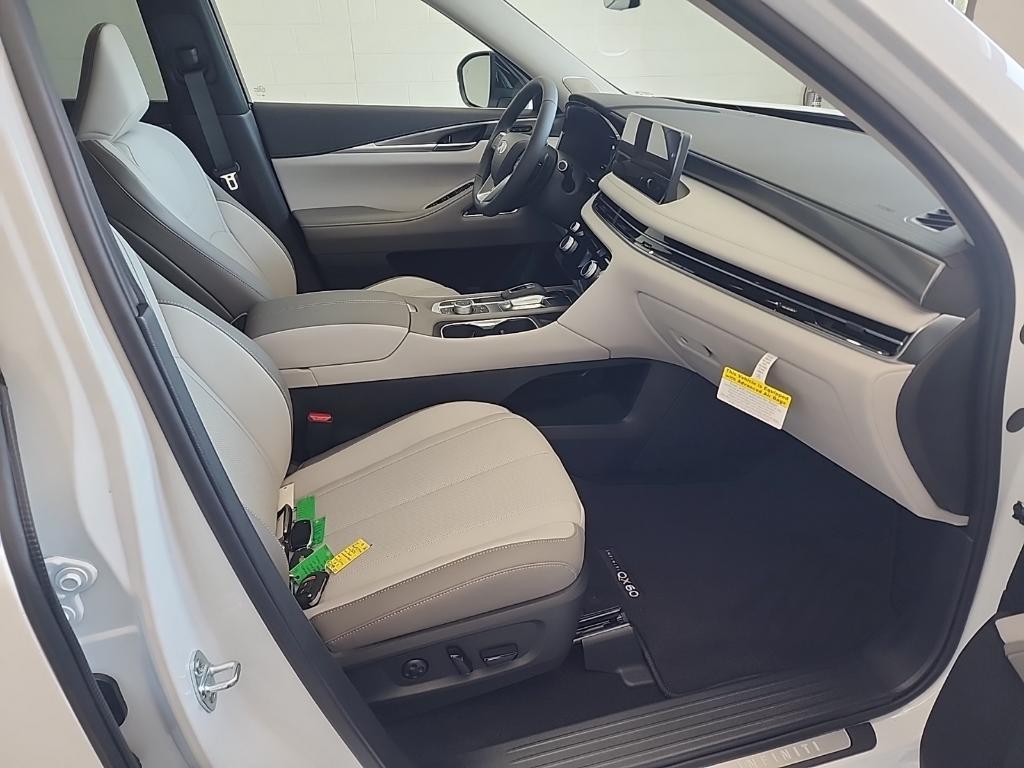 new 2026 INFINITI QX60 car, priced at $55,706