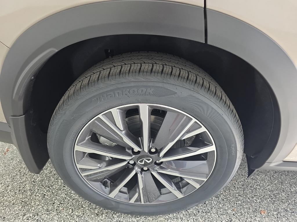 new 2026 INFINITI QX60 car, priced at $53,965