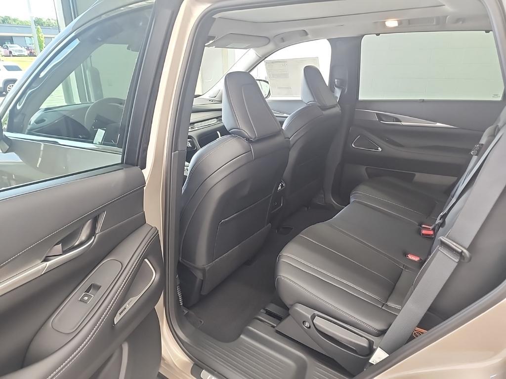 new 2025 INFINITI QX60 car, priced at $56,174