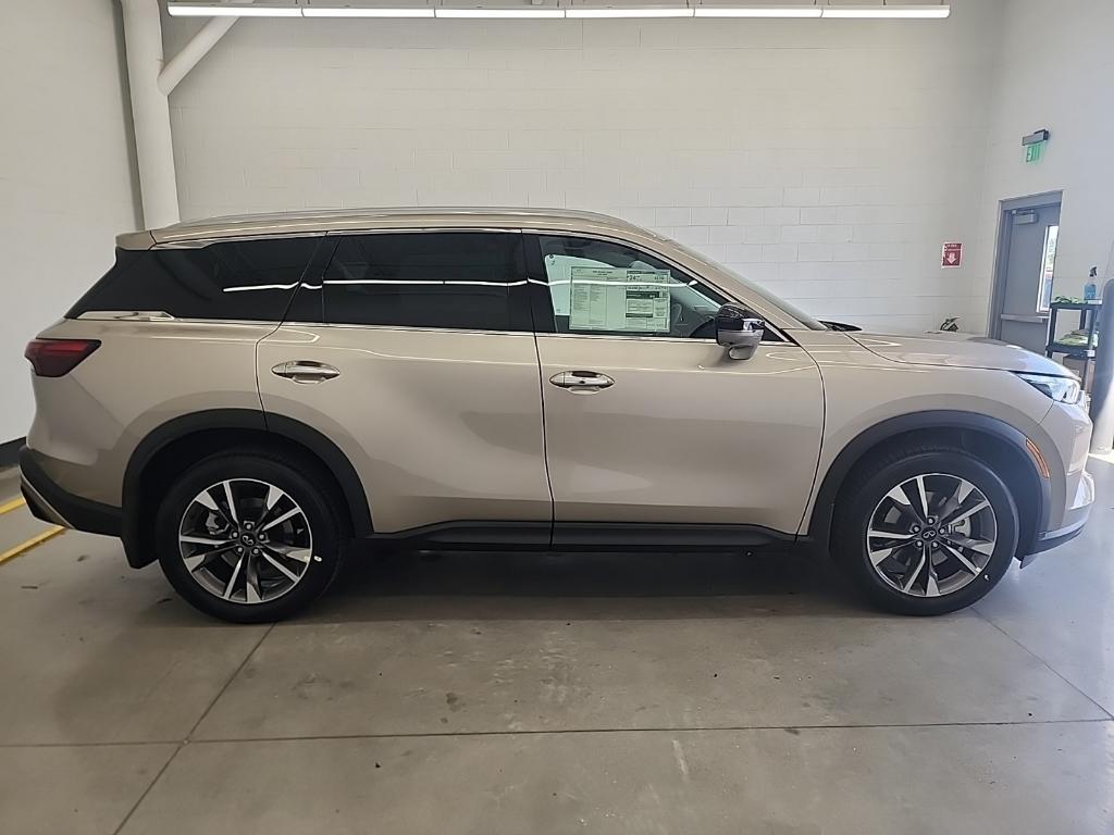 new 2025 INFINITI QX60 car, priced at $56,174