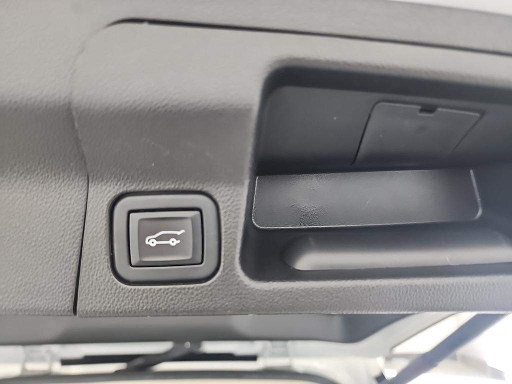 used 2022 GMC Acadia car, priced at $27,187