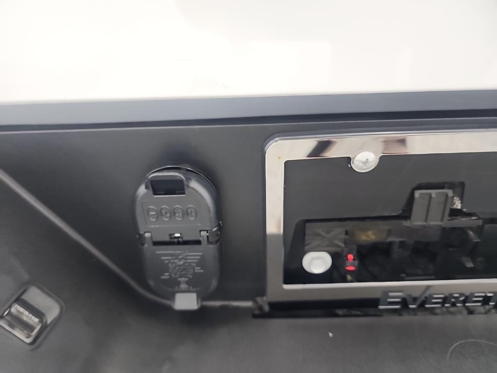 used 2024 GMC Sierra 1500 car, priced at $45,995