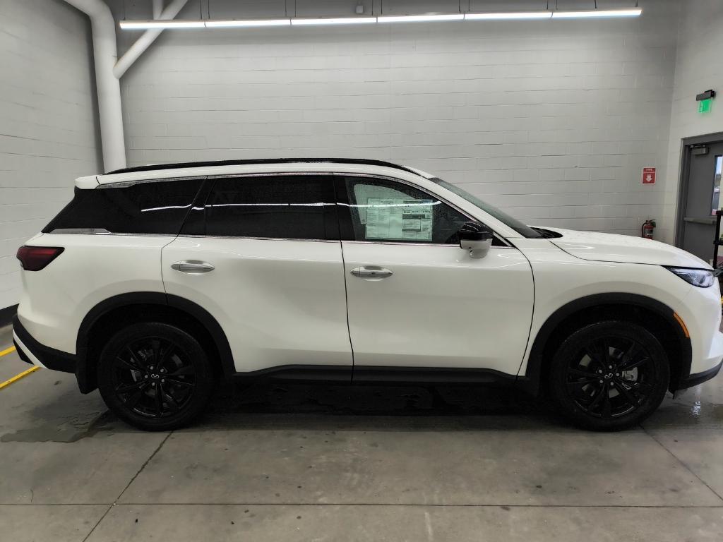 new 2025 INFINITI QX60 car, priced at $59,498