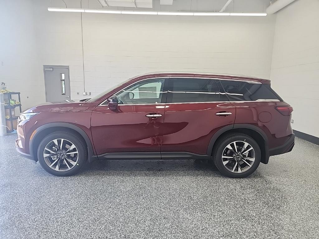 new 2025 INFINITI QX60 car, priced at $56,382