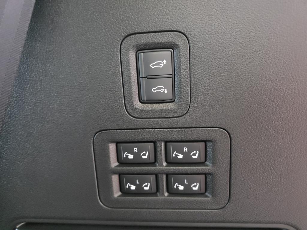 new 2026 INFINITI QX80 car, priced at $92,199