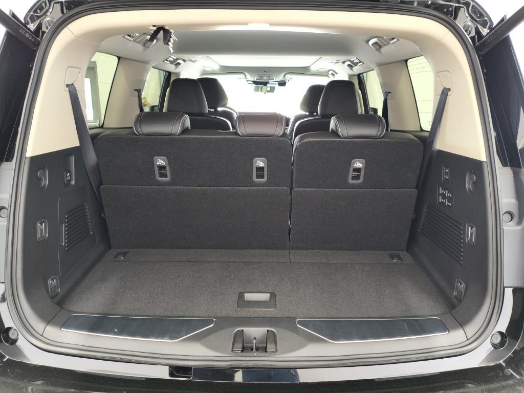 new 2025 INFINITI QX80 car, priced at $95,640
