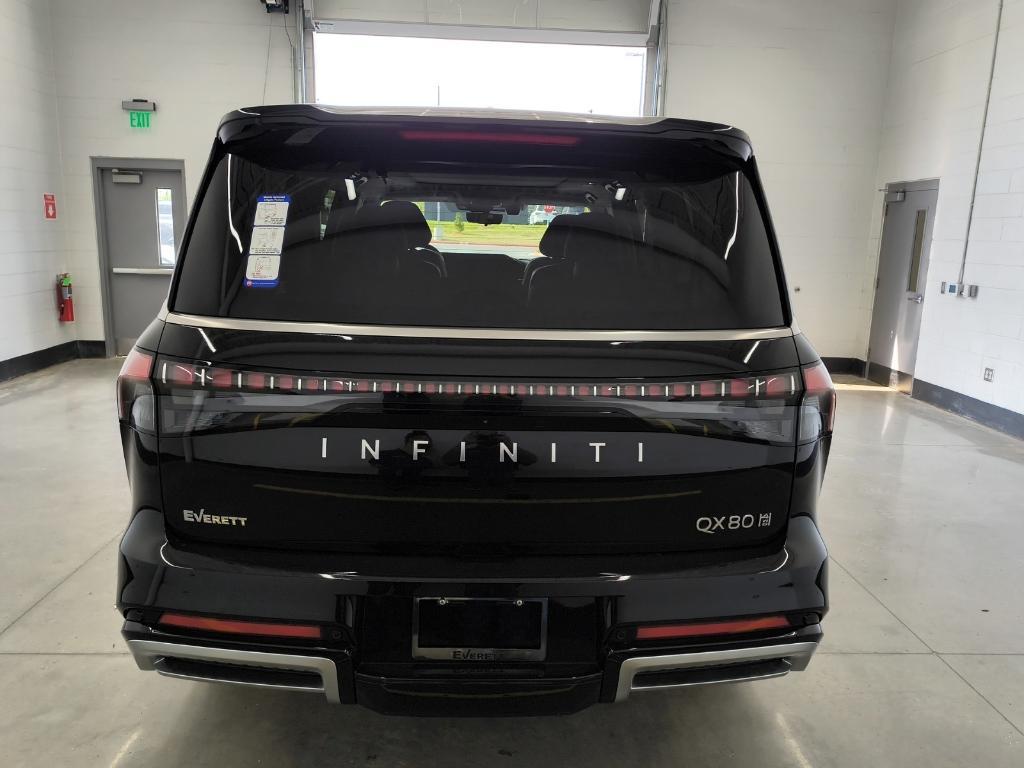 new 2025 INFINITI QX80 car, priced at $95,640
