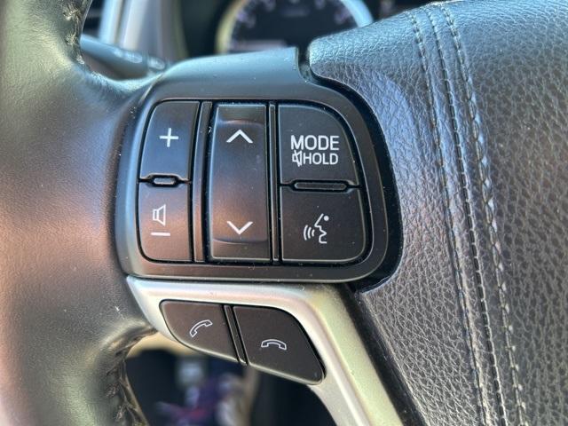 used 2017 Toyota Highlander car, priced at $21,050