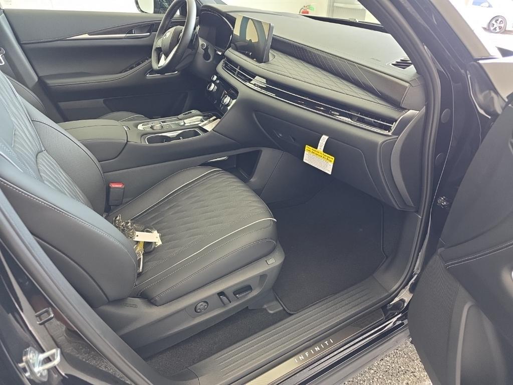 new 2026 INFINITI QX60 car, priced at $61,325