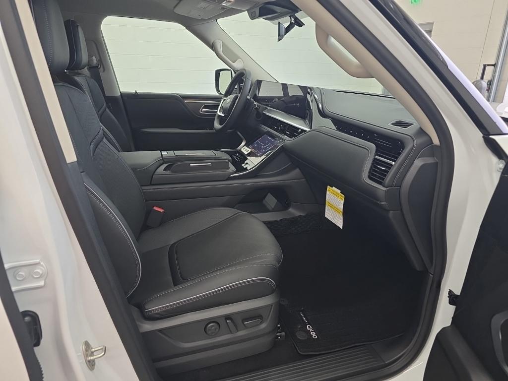 new 2026 INFINITI QX80 car, priced at $86,575