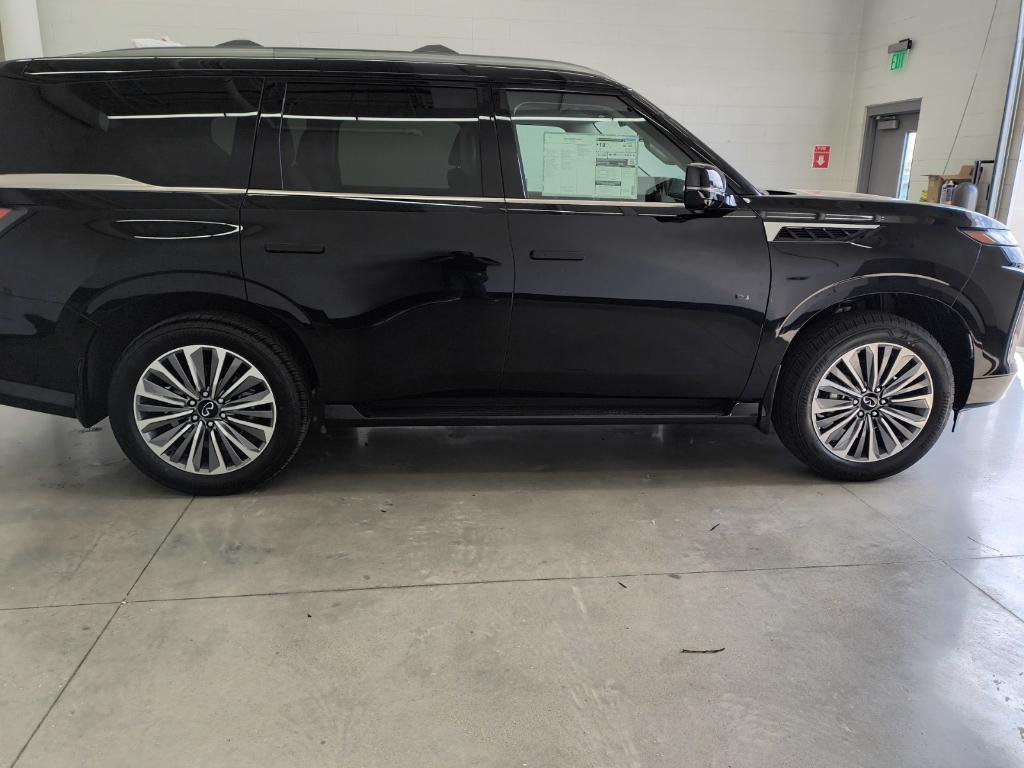 new 2025 INFINITI QX80 car, priced at $87,325