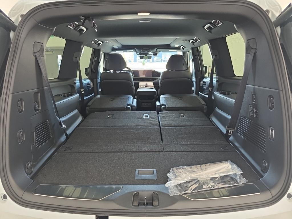 new 2026 INFINITI QX80 car, priced at $92,484