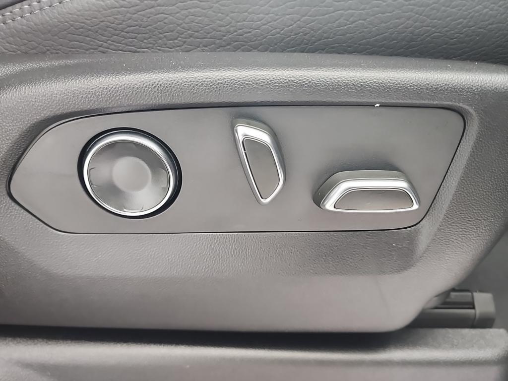 used 2024 GMC Yukon car, priced at $77,550